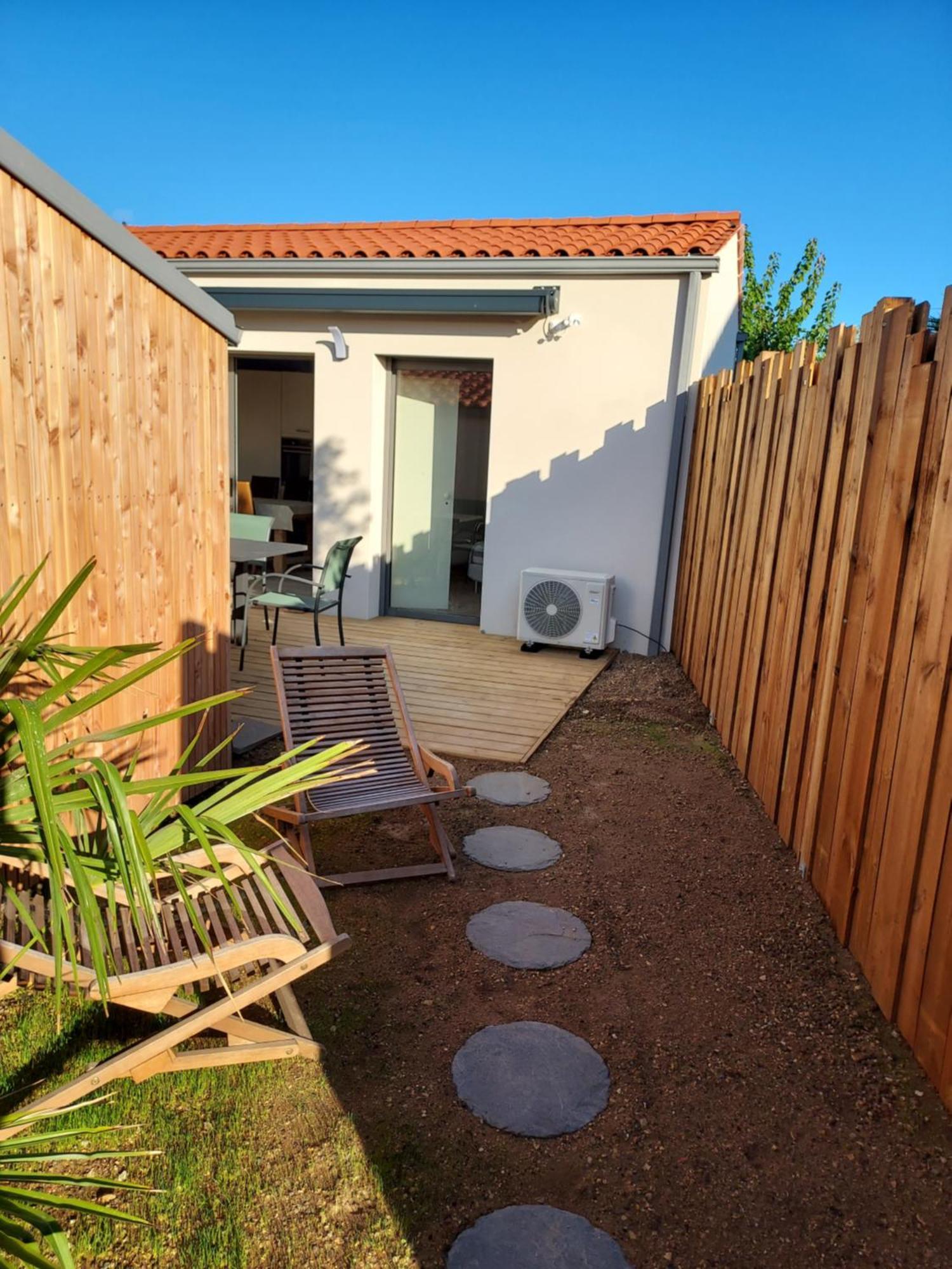 Les Pertuis Rochelais Bed and Breakfast Périgny Εξωτερικό φωτογραφία